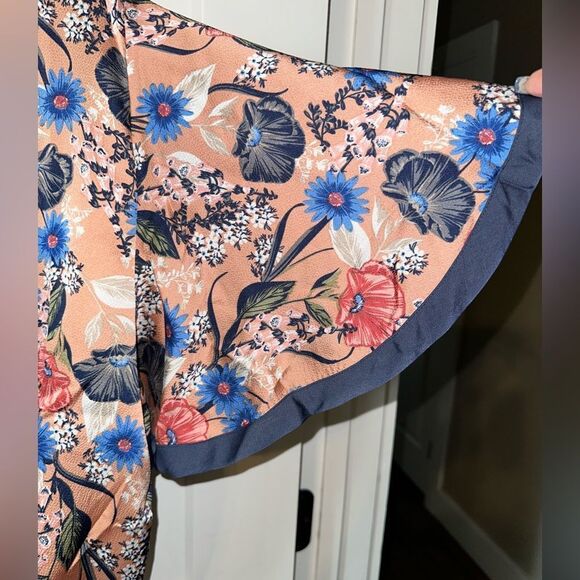EASEL BRAND BOUTIQUE  WOMENS BLOUSE NEW - Picture 3 of 6